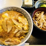 大黒屋 - カツ丼定食 1200円（小鉢・うどん小・漬物付き）