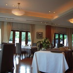 メゾン・ド・タカ芦屋 - 店内の雰囲気