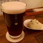 クラフトビアサーバーランド - アオイブルーイングの木響とお通し