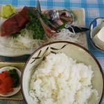 つちや食堂 - マグロ とサンマ