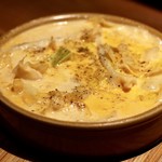 餃子とスパークリング バブルス - 炊き餃子