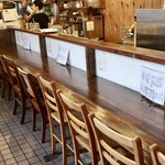 酒とタイ料理 ピッサヌローク - カウンター席