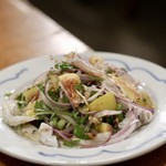 酒とタイ料理 ピッサヌローク - ヤムイチジク（白イチゴとヤリイカのサラダ）