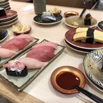 廻転寿司　まぐろ問屋 めぐみ水産 - 