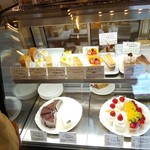 マリー・イヴォンヌ - 