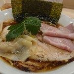 麦と麺助 - ビジュアルも文句なし！