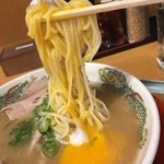 純豚骨ラーメン鶯 - 