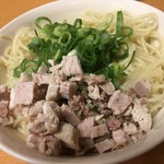 純豚骨ラーメン鶯 - 替玉