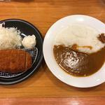 カツカレー専門店 新宿カレー  - イベリコ豚ロースカツカレー