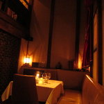 リストランテ イル コンティヌオ - 店内ムーディーでうっとりです(≧ω≦*)♪('11.08月より)