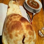ターザマーザ - 偶然出来た、ドームのように膨らんだナン。