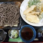 十割そば ゆう賀 - 野菜天せいろ+とり天(1350円)