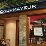 クールマイヨール - お店外観