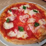 クールマイヨール - マルゲリータピッツァ