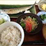 大衆居酒屋 しぇくら - 新・秋刀魚の塩焼き 定食