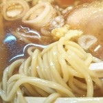 Ramen Ume Ya - 麺は、細くもなく、太くもなく。