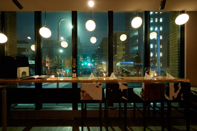 The Photo Of Interior Hugo Desnoyer Ebisu Tabelog