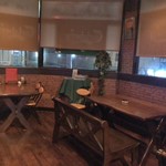 ズー&ズー - 店内