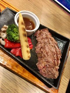 STEAK × WINE 肉バル LIMIT DISH - シャトーブリアン♡