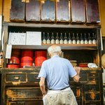 山田屋 - おじいちゃんの接客
