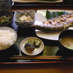 Shunsai Adachi - 焼きカマス定食