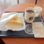 タリーズコーヒー - ハムエッグホットサンドと紅茶のモーニングセット480円