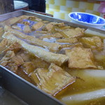 郭家巷頭粿仔湯 - 黒輪(オーレン=おでん)の鍋。