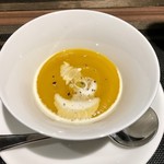 steak&wine Lamp - カボチャのスープは濃厚！
