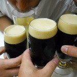 原酒店 - 梅錦黒ビールで　おもわず口がでてきます