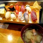 市原江戸銀 - 寿司定食(大盛)14貫！