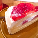 92393336 - ジェノワーズ・オ・フレーズ