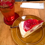 92393340 - ジェノワーズ・オ・フレーズ