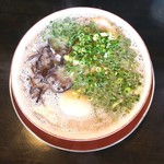 博多ラーメン なみへい - 博多ラーメン半熟煮玉子入り 750円