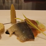 レストラン ナガタケ - 温かいオードブル（ホタテのムース、鮎、ポテト、ラタトゥユ）