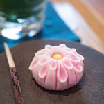 和三盆 恵菓 - "姫菊（ひめぎく）"