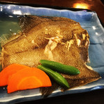 よしだ屋食堂 - カレイの煮付け定食