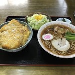 Kazunoya Shokudou - かつ丼とラーメン