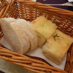 ＜2011年8月＞プランツォB：パン2種