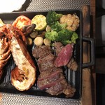 À Point Steak & Bar 艾朋牛排餐酒館 - USDA Primeリブアイとロブスター、二人前です