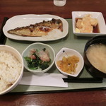 Gohandokorowagan - さばの塩焼き定食680円