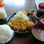 林屋本店 - とんかつ＆カニクリームコロッケ定食 980円