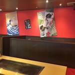 もんじゃ焼き 山吉 - 店内の様子。面白い雰囲気です。