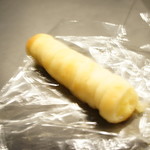 天然酵母のパン オオナミ - カスタードのコロネ