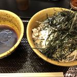 なぜ蕎麦にラー油を入れるのか。 - 