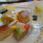 インペリアルバイキング サール - ケーキたくさん