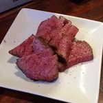 肉山 - 6．赤牛内モモ