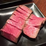 肉山 - 10．黒毛和牛 40日熟成肉（ランプ肉）