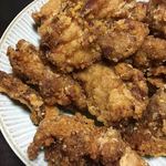 から揚げ専門店 とりサブロー 横浜旭今宿店 - このから揚げ。冷めてもサクサクですっごい