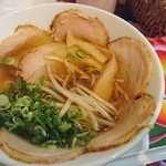 ぺぺらーめん - しょうゆラーメン｜チャーシュートッピング