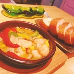 魚介イタリアン&チーズ UMIバル - 